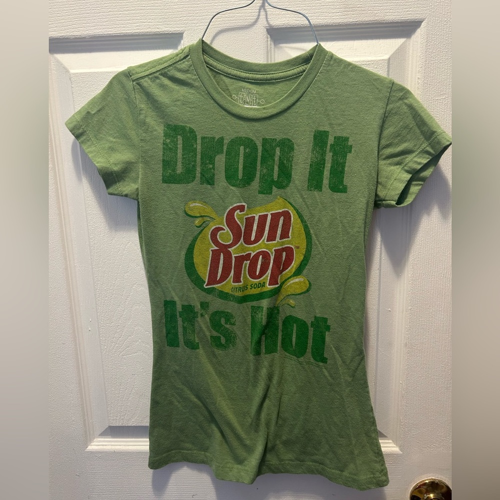 Sun Drop shirt medium